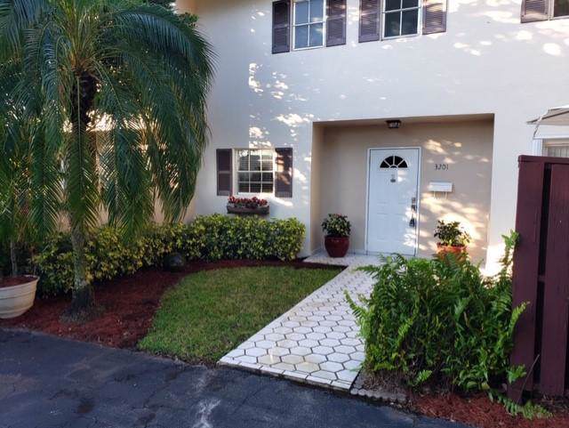 3201 Palm Aire Drive - Photo 1
