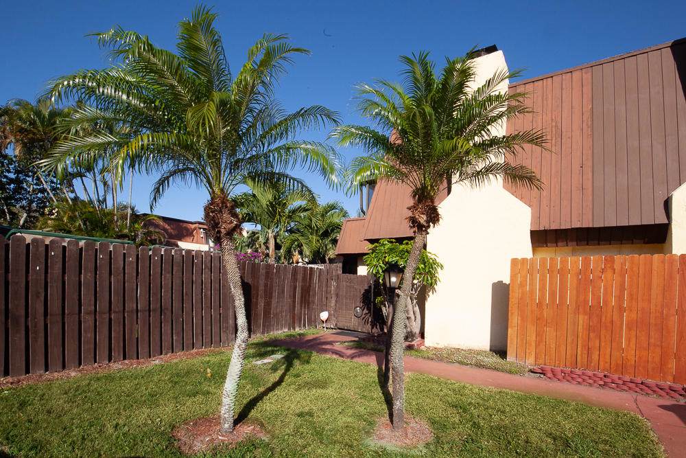 3506 Gardens East Drive - Photo 1