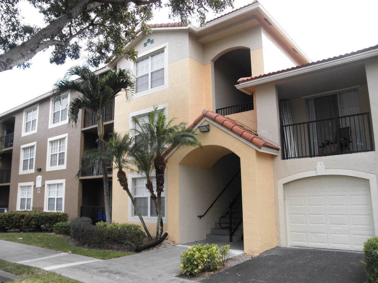 15065 Michelangelo Boulevard - Photo 1