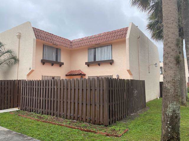 6312 Seven Springs Boulevard - Photo 1