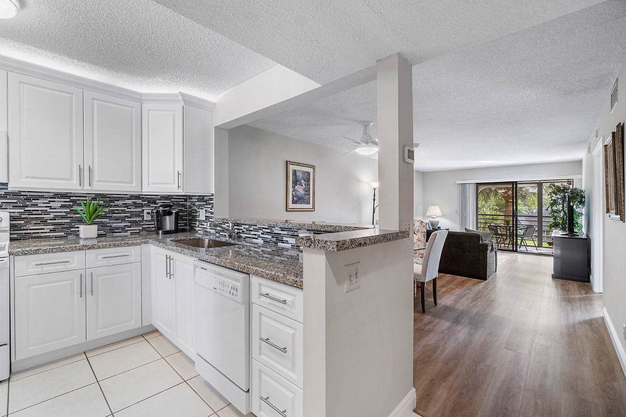 10092 Cedar Point Boulevard - Photo 1