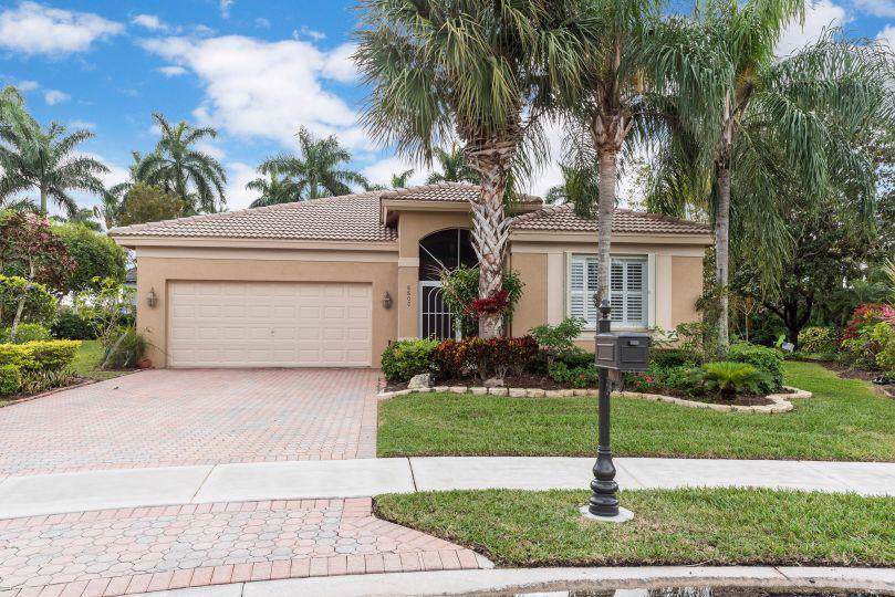 8800 Via Tuscany Drive - Photo 1