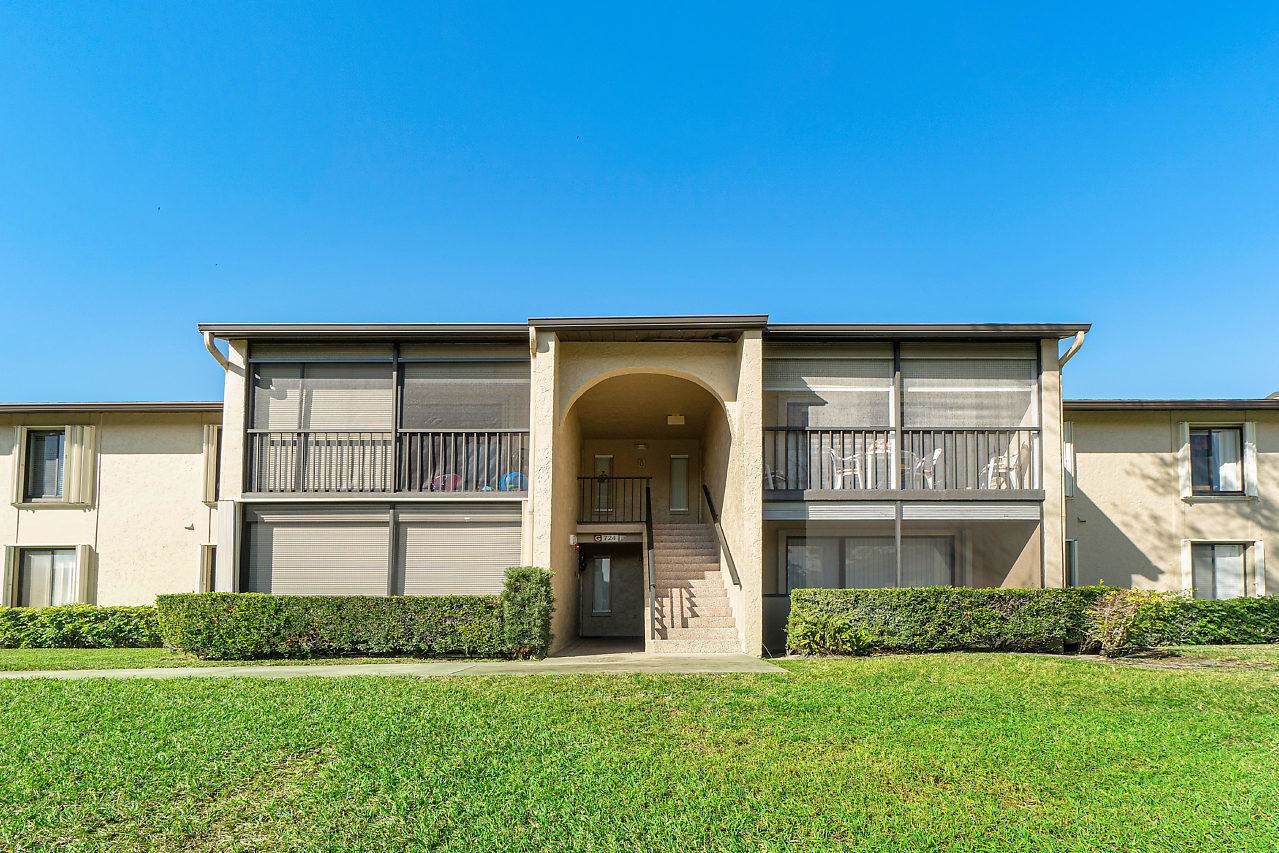 724 Sunny Pine Way - Photo 1