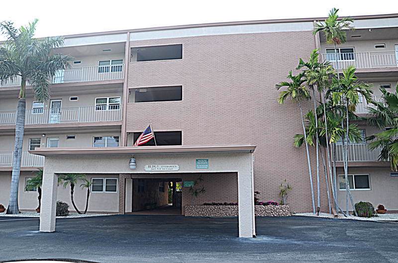 2615 1st Court - Photo 1