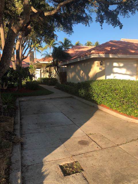224 Old Meadow Way - Photo 1