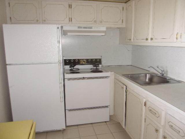 428 Dover B - Photo 1