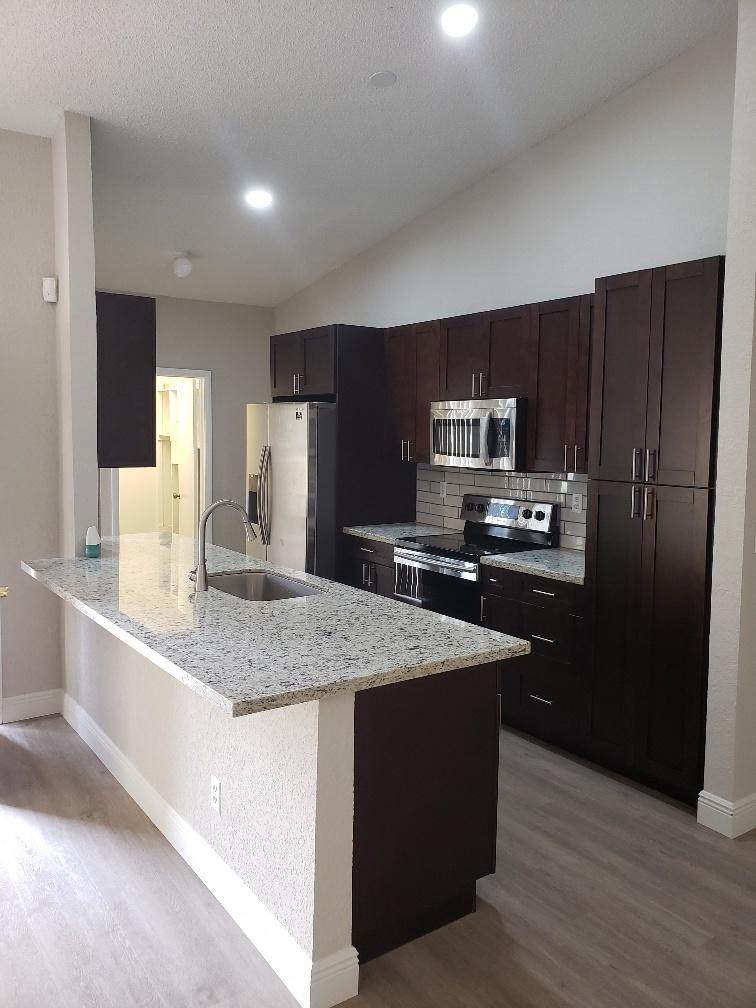 218 Sparrow Drive - Photo 1