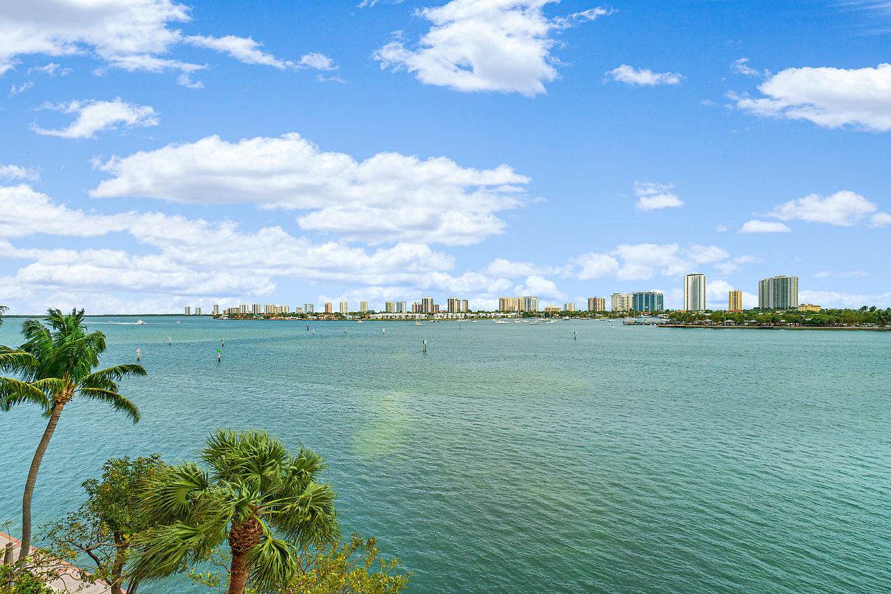 2640 Lake Shore Drive - Photo 1
