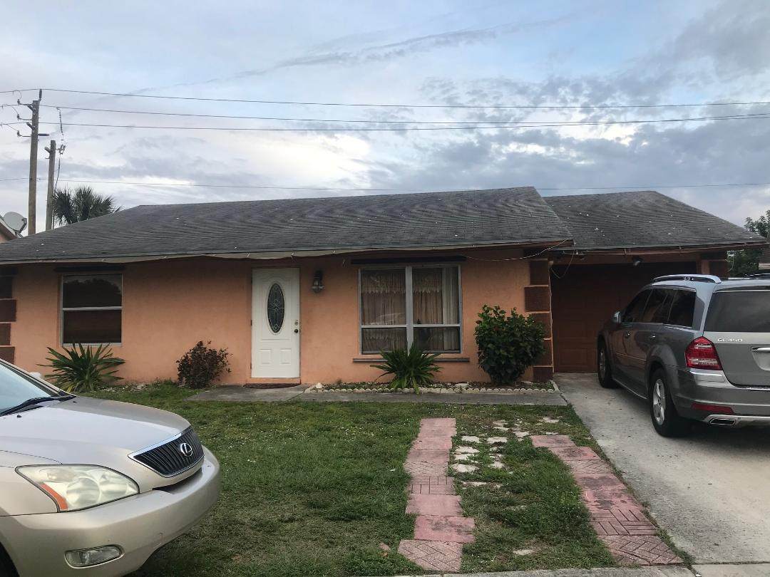 6111 Moonbeam Drive - Photo 1
