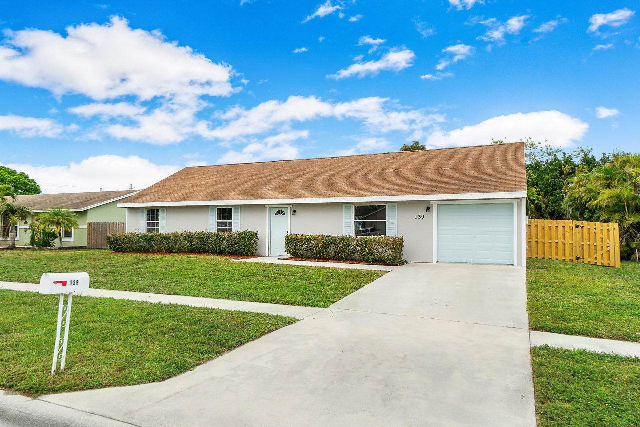 139 Raven Court - Photo 1