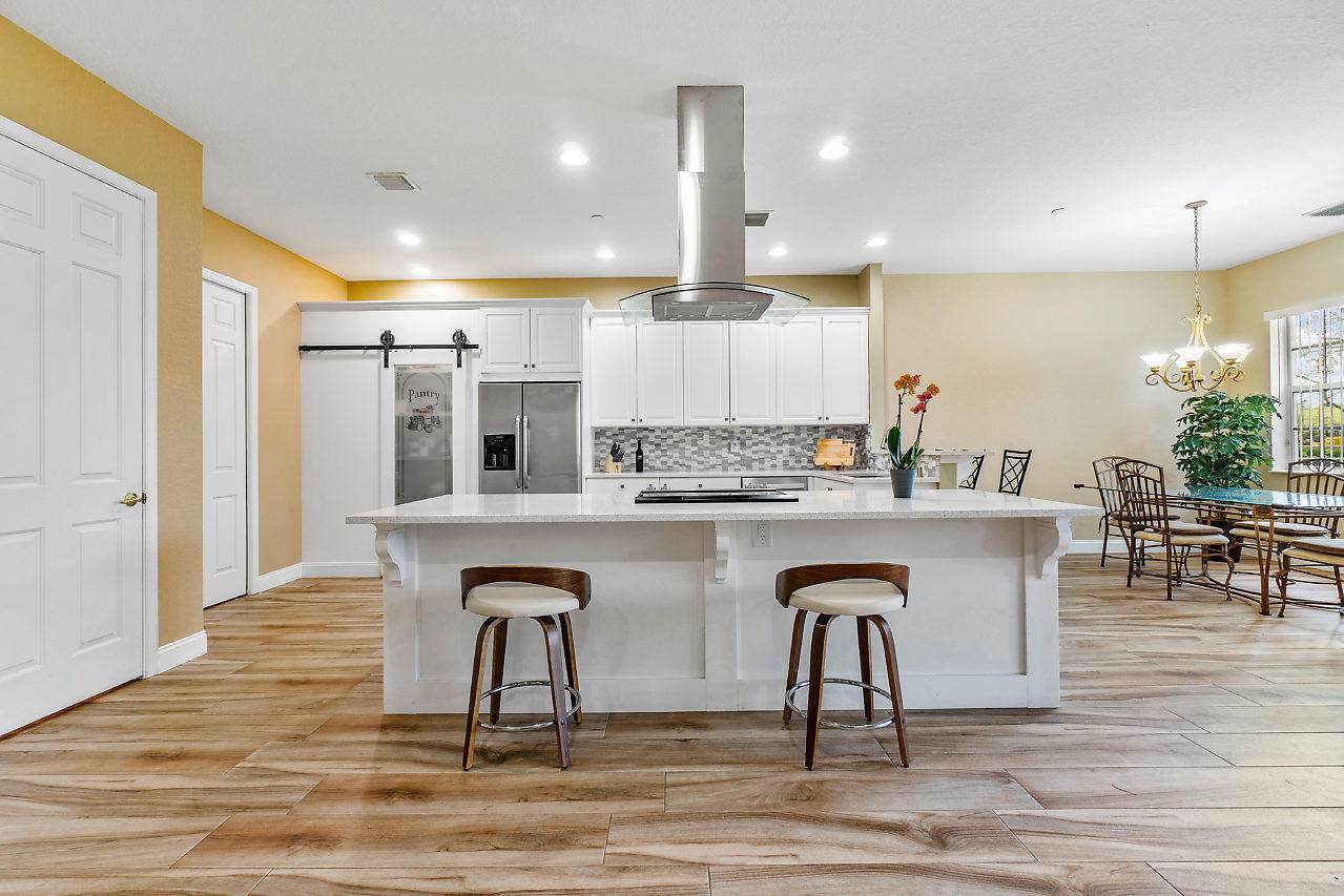 39 Lancaster Road - Photo 1