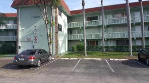 3400 Springdale Boulevard - Photo 1