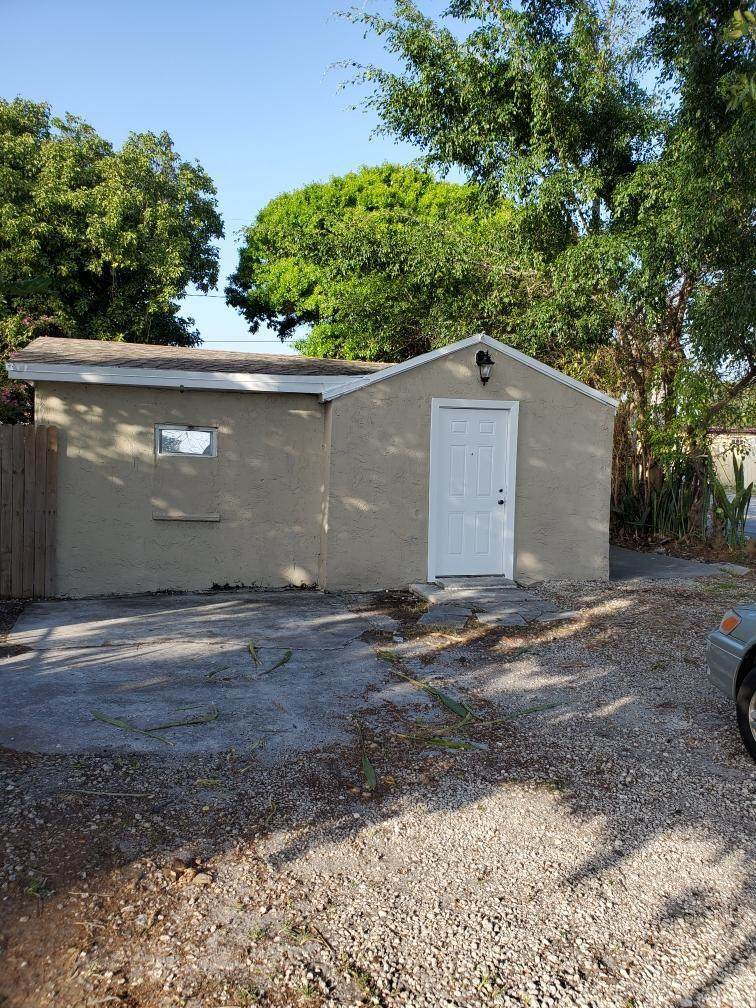 7967 Overlook Road - Photo 1