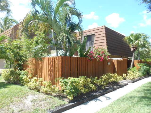 3203 32nd Court - Photo 1