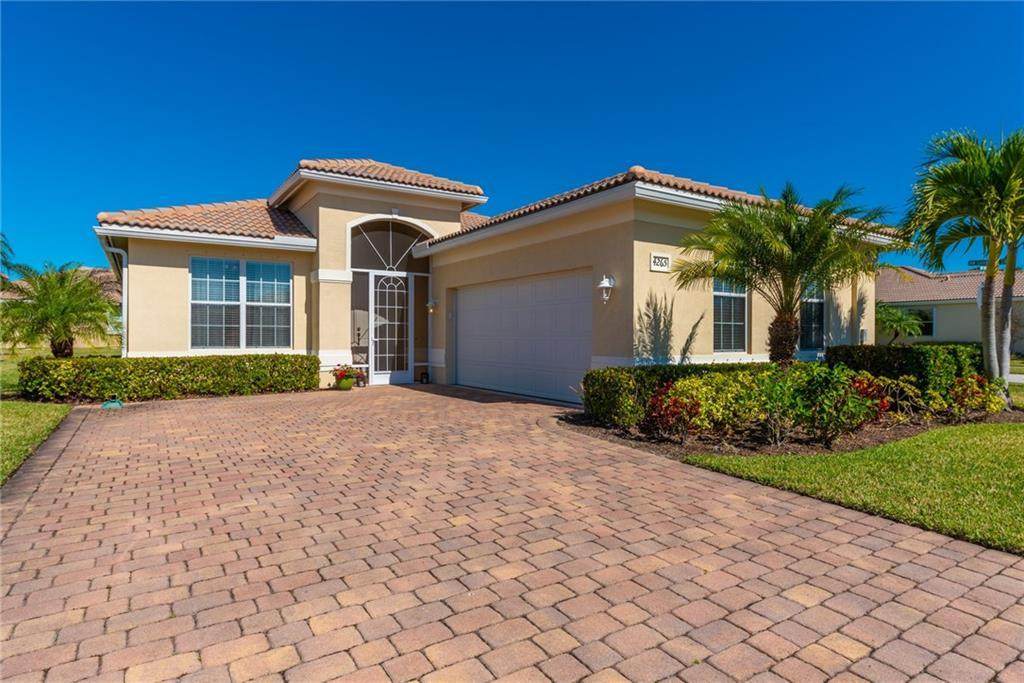 4265 Oakbrook Circle - Photo 1