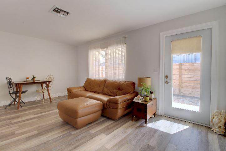 311 Swinton Avenue - Photo 1