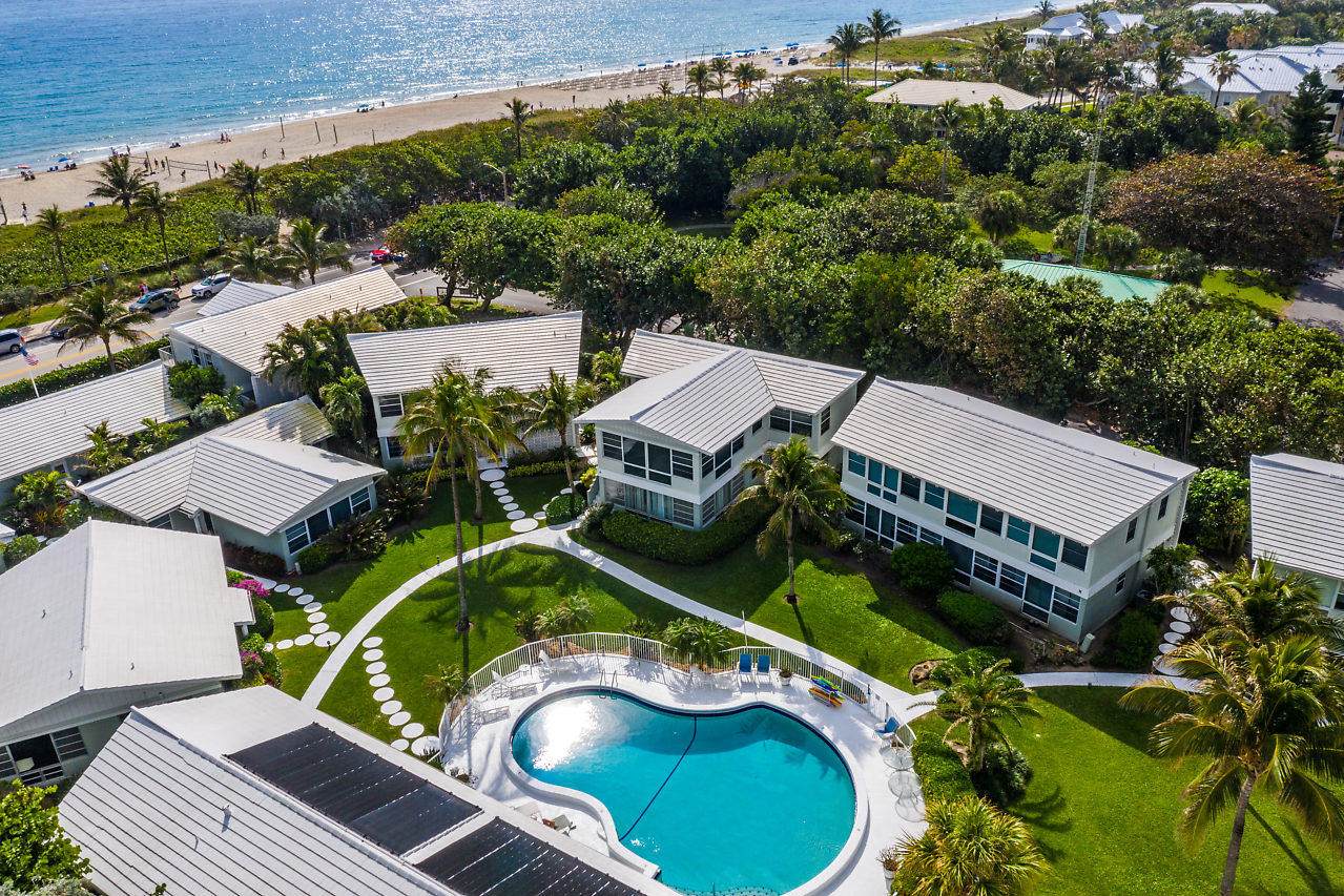 320 Ocean Boulevard - Photo 1