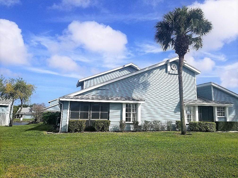 3857 Island Club Circle - Photo 1