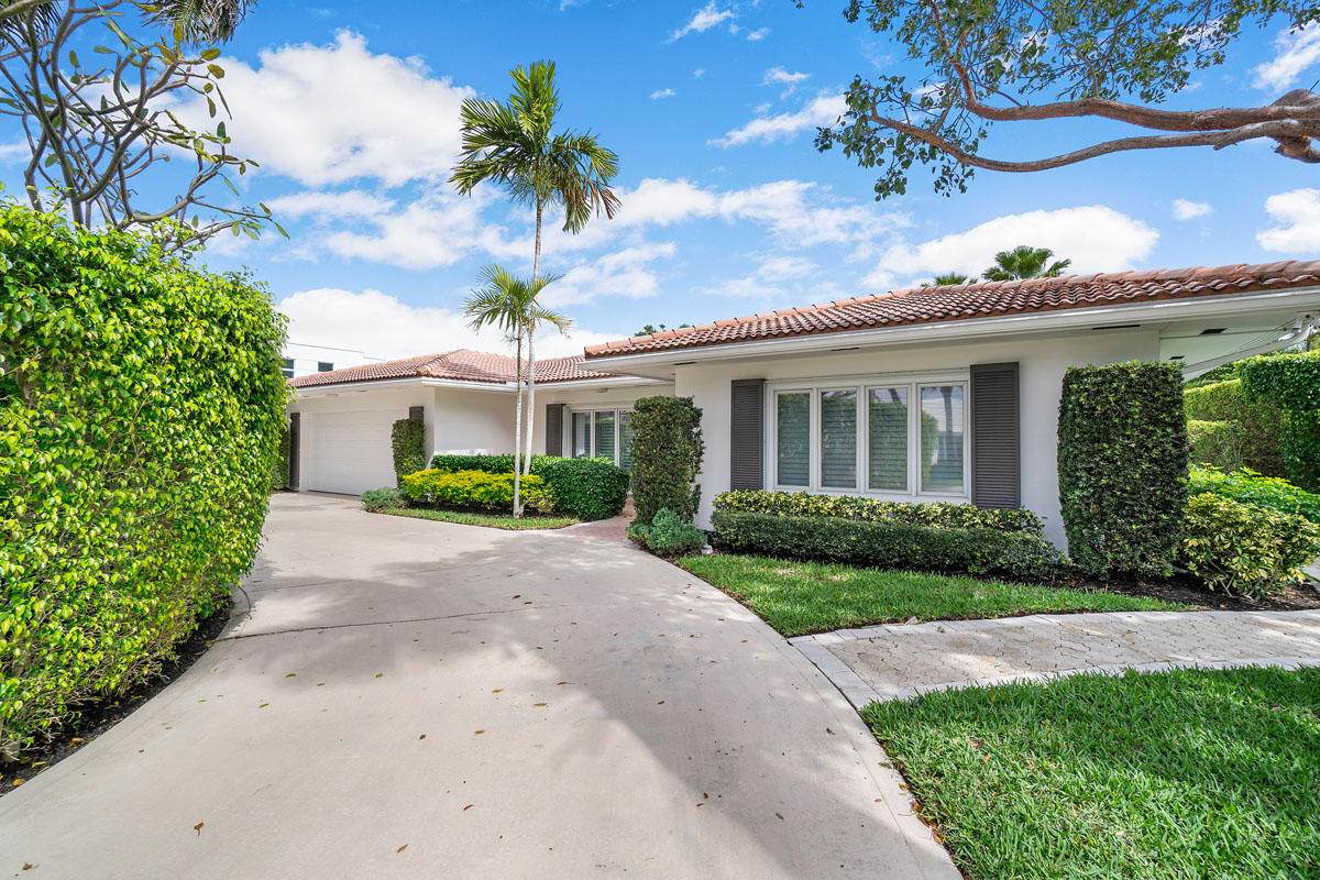 2172 Maya Palm Drive - Photo 1