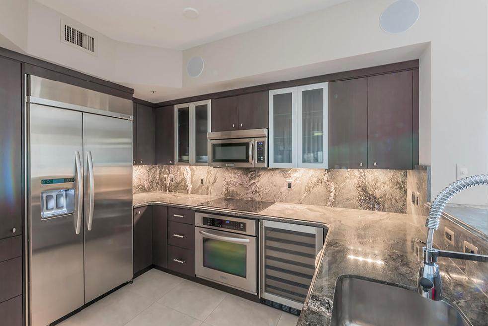 550 Okeechobee Boulevard - Photo 1