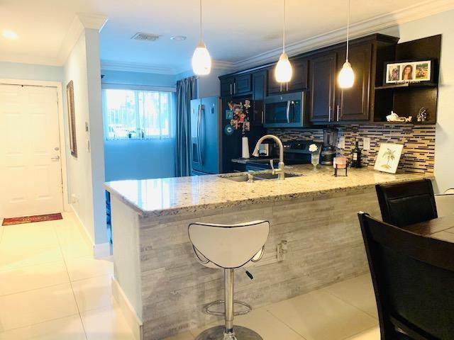 6623 Winfield Boulevard - Photo 1
