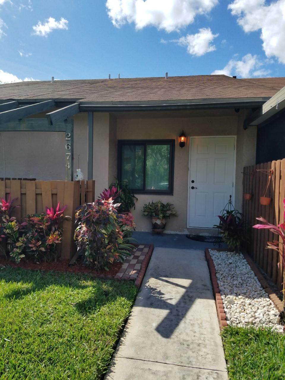 2674 Nob Hill Road - Photo 1