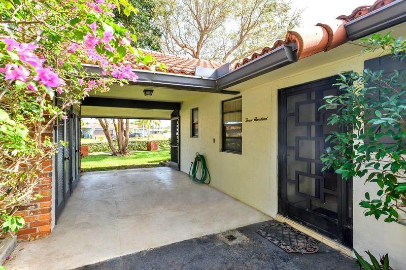 300 42nd Street - Photo 1