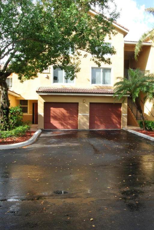 800 Scotia Drive - Photo 1