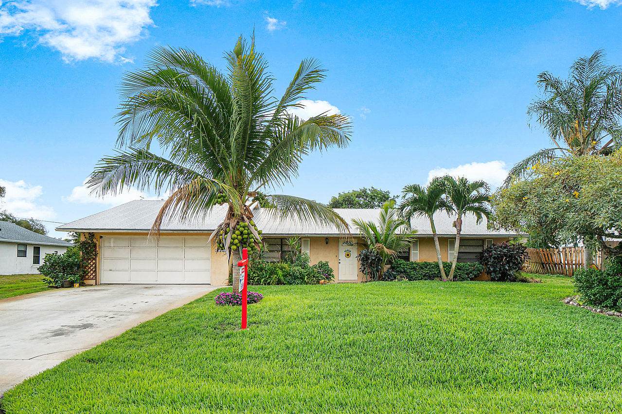2716 Park Drive - Photo 1