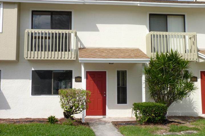 4304 Inlet Circle - Photo 1