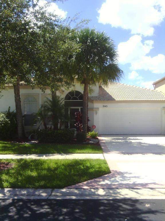 7143 Copperfield Circle - Photo 1
