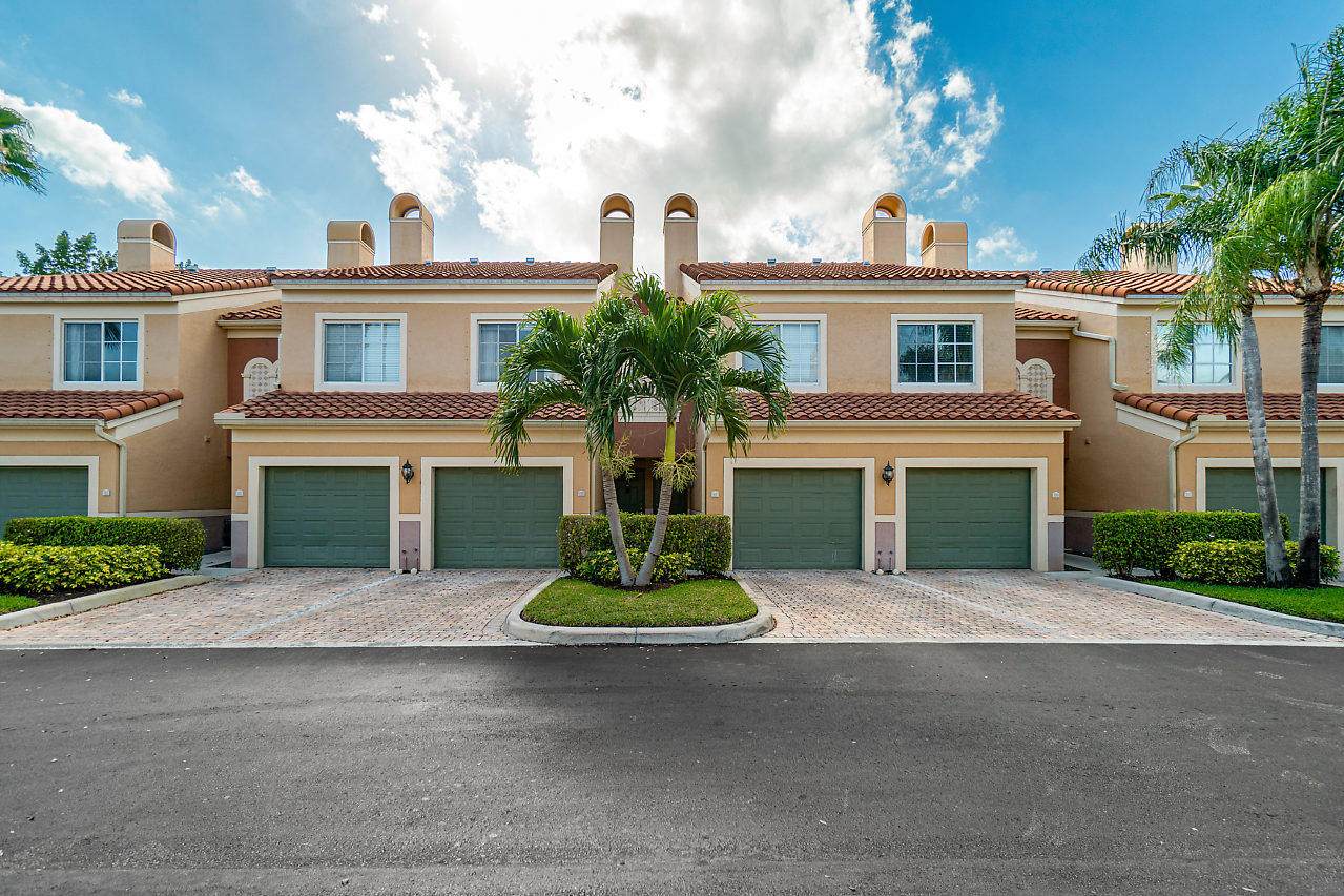 11785 St Andrews Place - Photo 1