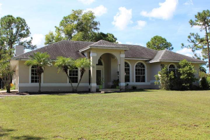 18710 93rd Road - Photo 1