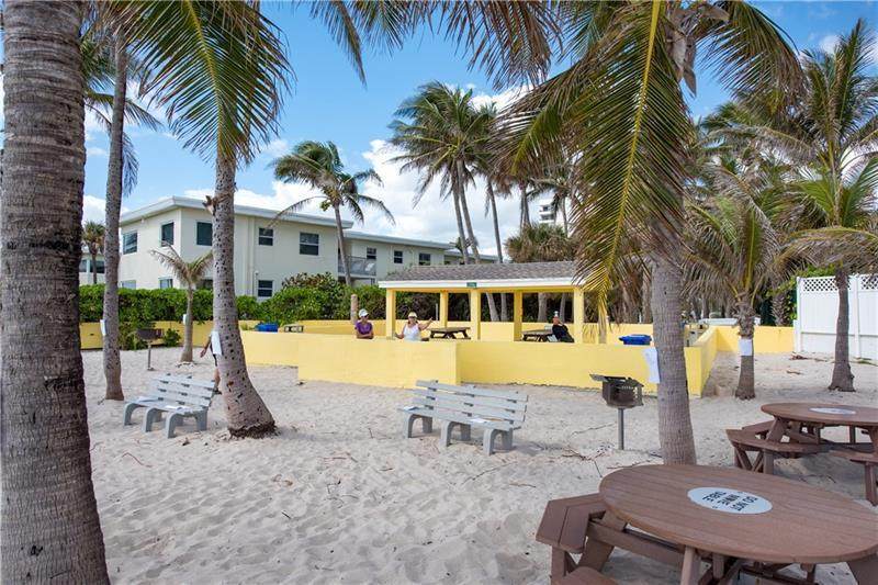 1391 Ocean Boulevard - Photo 1