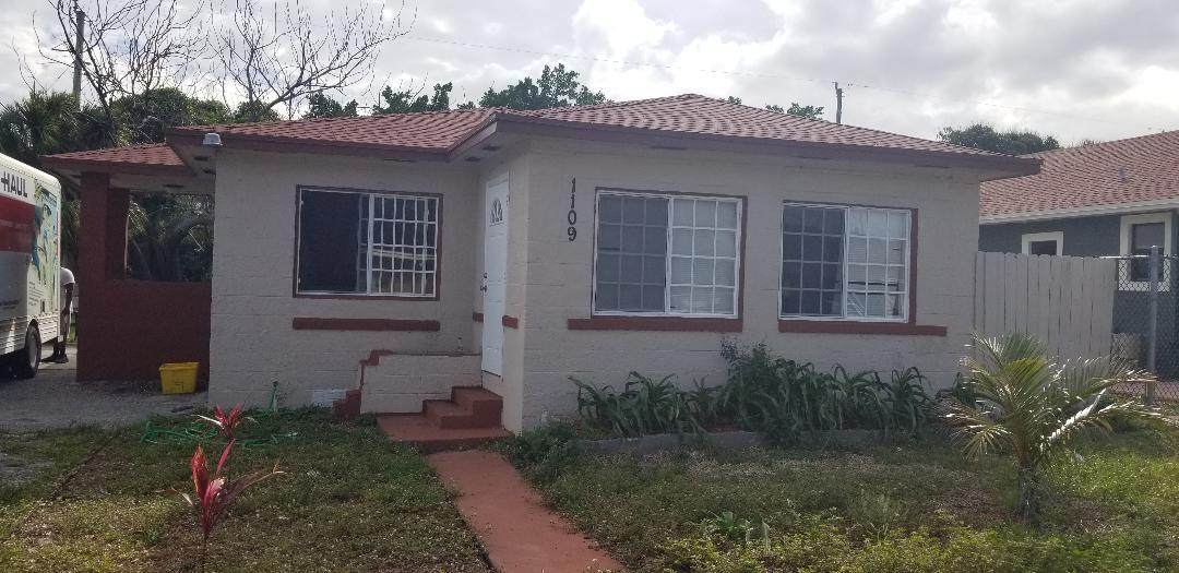 1109 33rd Street - Photo 1