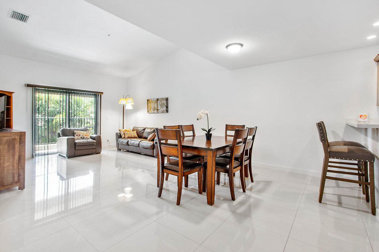 1665 Cabot Lane - Photo 1