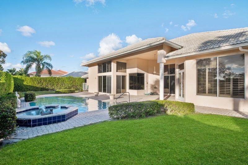 4864 Bocaire Boulevard - Photo 1