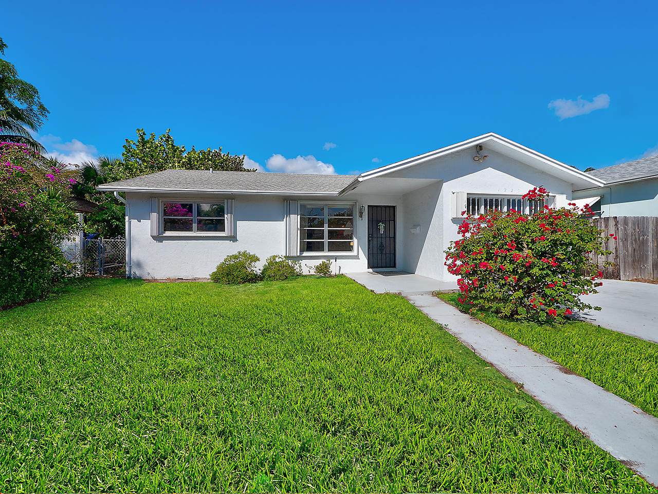 1225 L Street - Photo 1