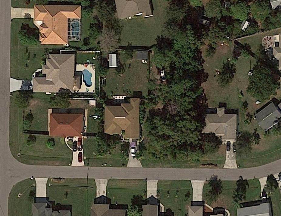 2568 Robin Circle - Photo 1