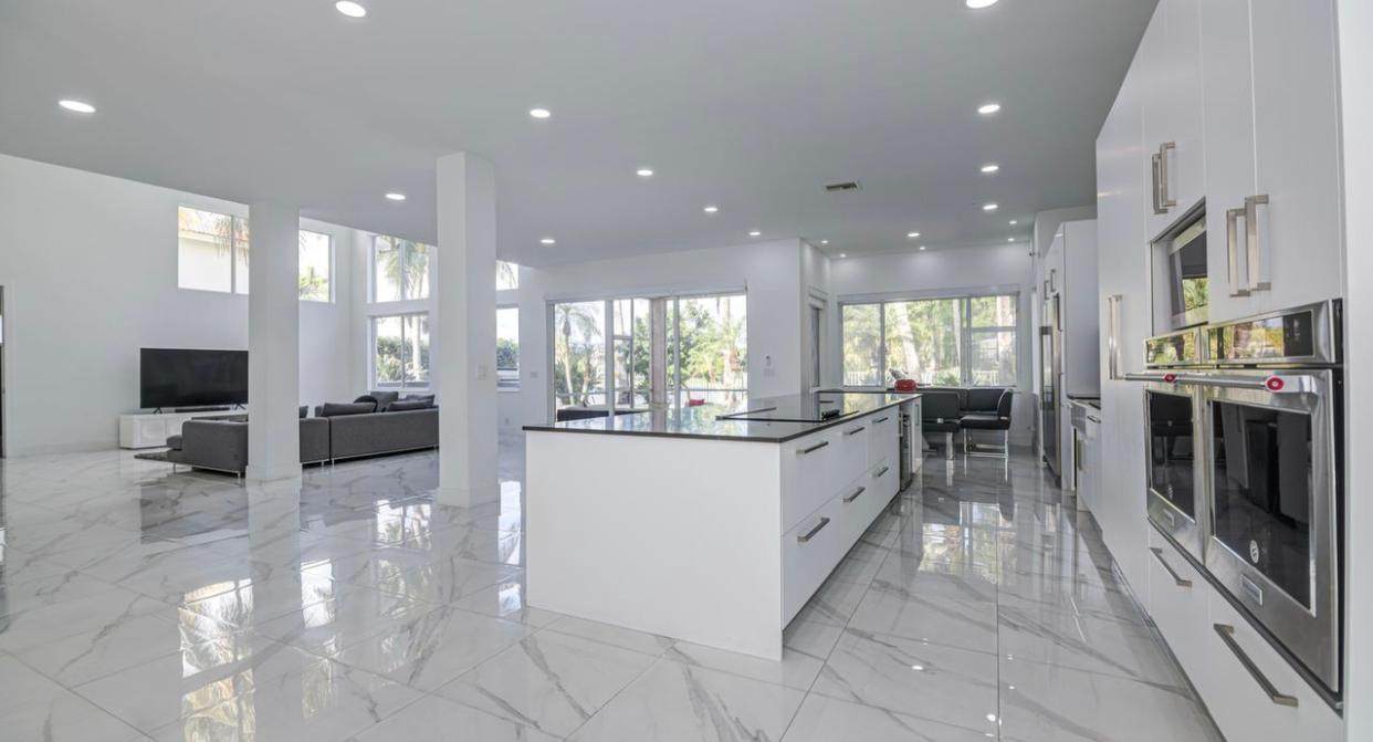 11766 Osprey Point Circle - Photo 1