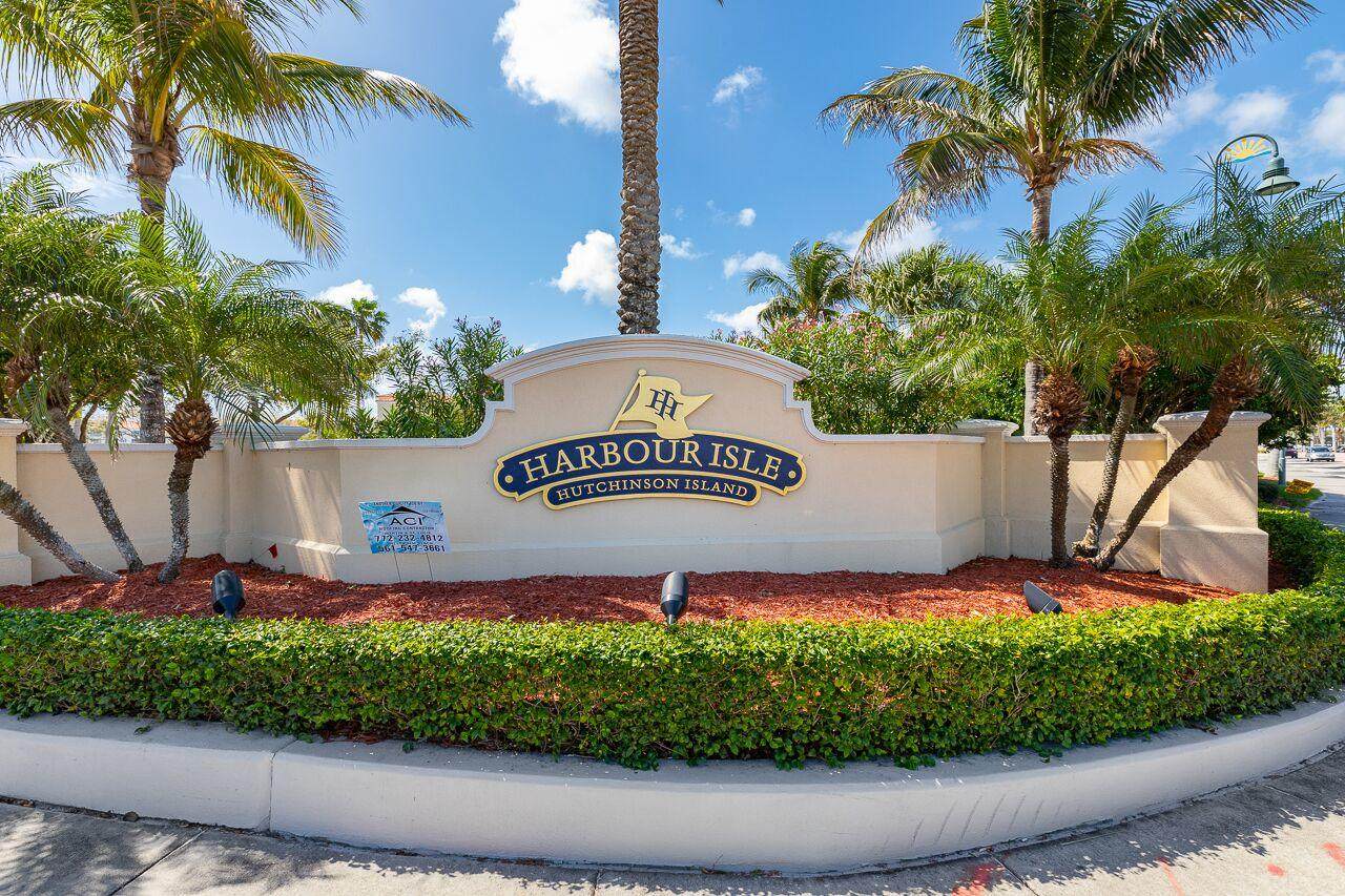 2 Harbour Isle Drive - Photo 1