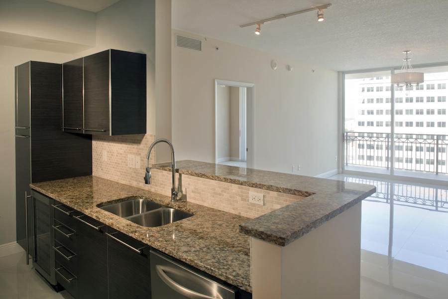 550 Okeechobee Boulevard - Photo 1 550 Okeechobee Boulevard - Photo 1