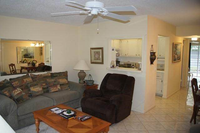 90 Canterbury D - Photo 1