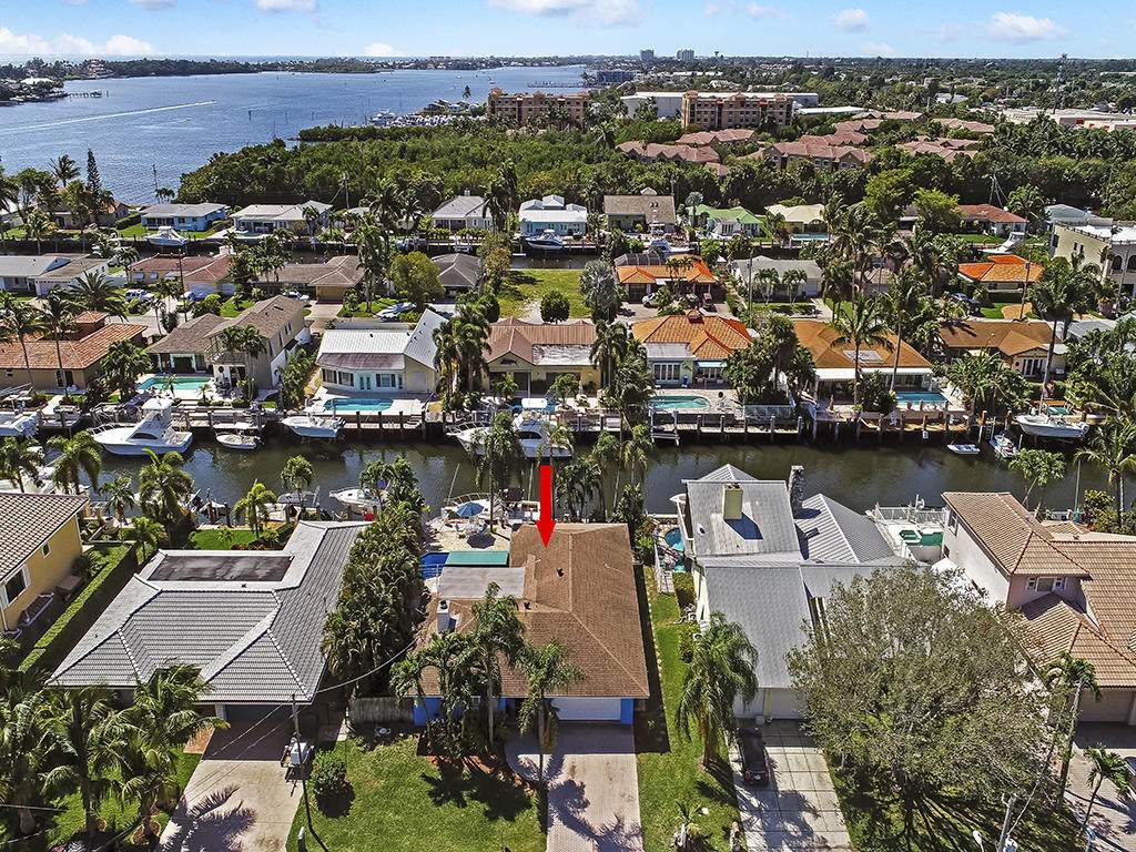 137 Lucina Drive - Photo 1
