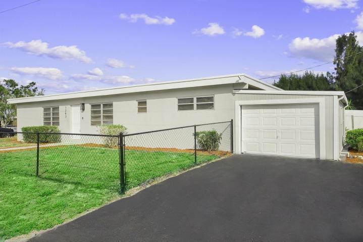 1242 Highland Road - Photo 1