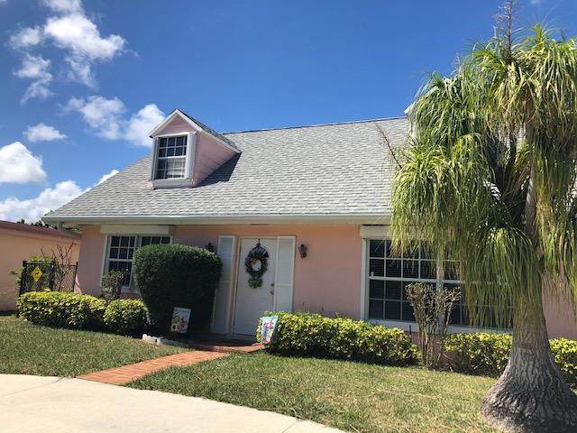 293 Balsam Street - Photo 1