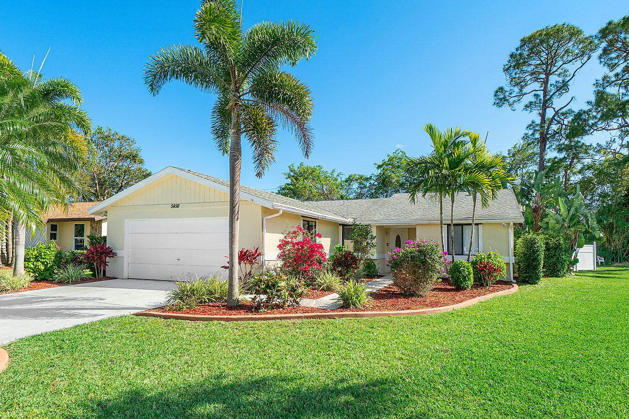 5456 Benjamin Avenue - Photo 1