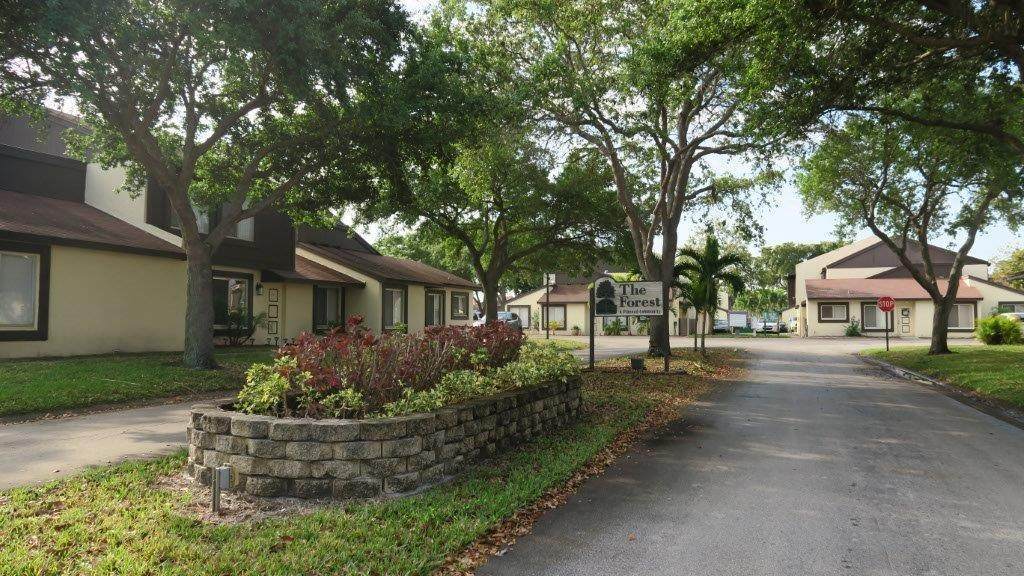 5292 Bosque Lane - Photo 1