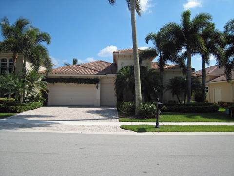 530 Les Jardin Drive - Photo 1 530 Les Jardin Drive - Photo 1