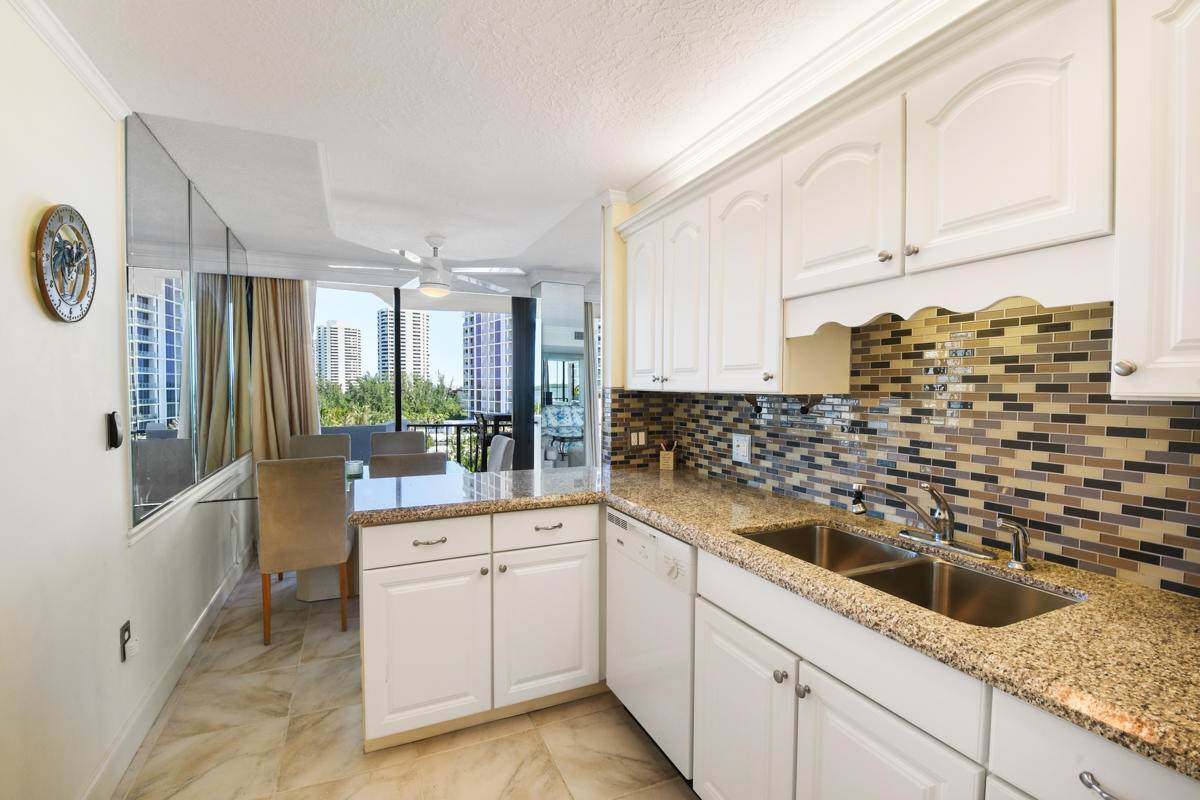 4200 Ocean Drive - Photo 1 4200 Ocean Drive - Photo 1